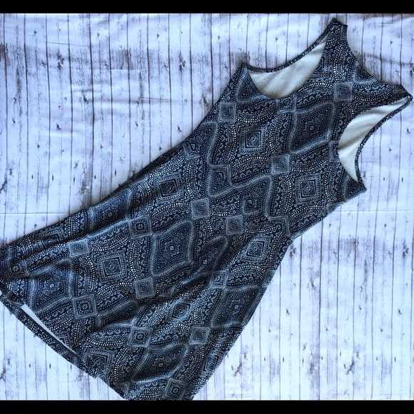 H&M Dress - Picture 2 of 3